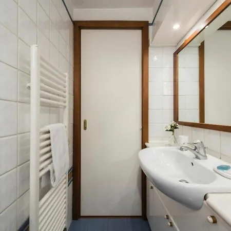 Georgofili By Halldis شقة